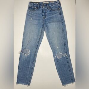 Levi’s Premium Wedgie Distressed Jeans Sz 25